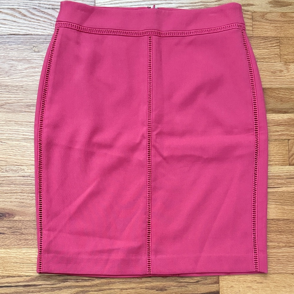 NWT Ann Taylor Pink Pencil Skirt Size 8